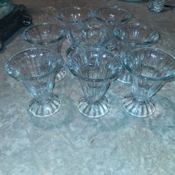 Set of 7 Glass Sundae Dessert Cups