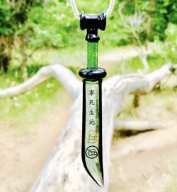 Sokol Katana Green Stardust Glass Pendant