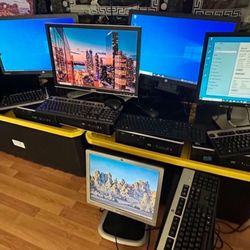 Complete Computers With Tower, Monitor, Mouse And Keyboard 