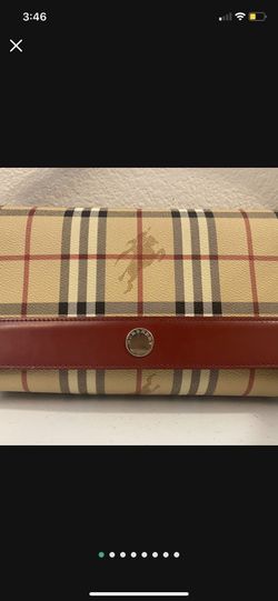 Burberry Purse 