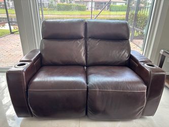 Macy’s 100% Leather Power Reclining Loveseat – 2 Recliners + Power Headrests