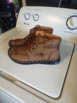 2 pair both 9.5 to small for husband had to order 3 times before they got it right