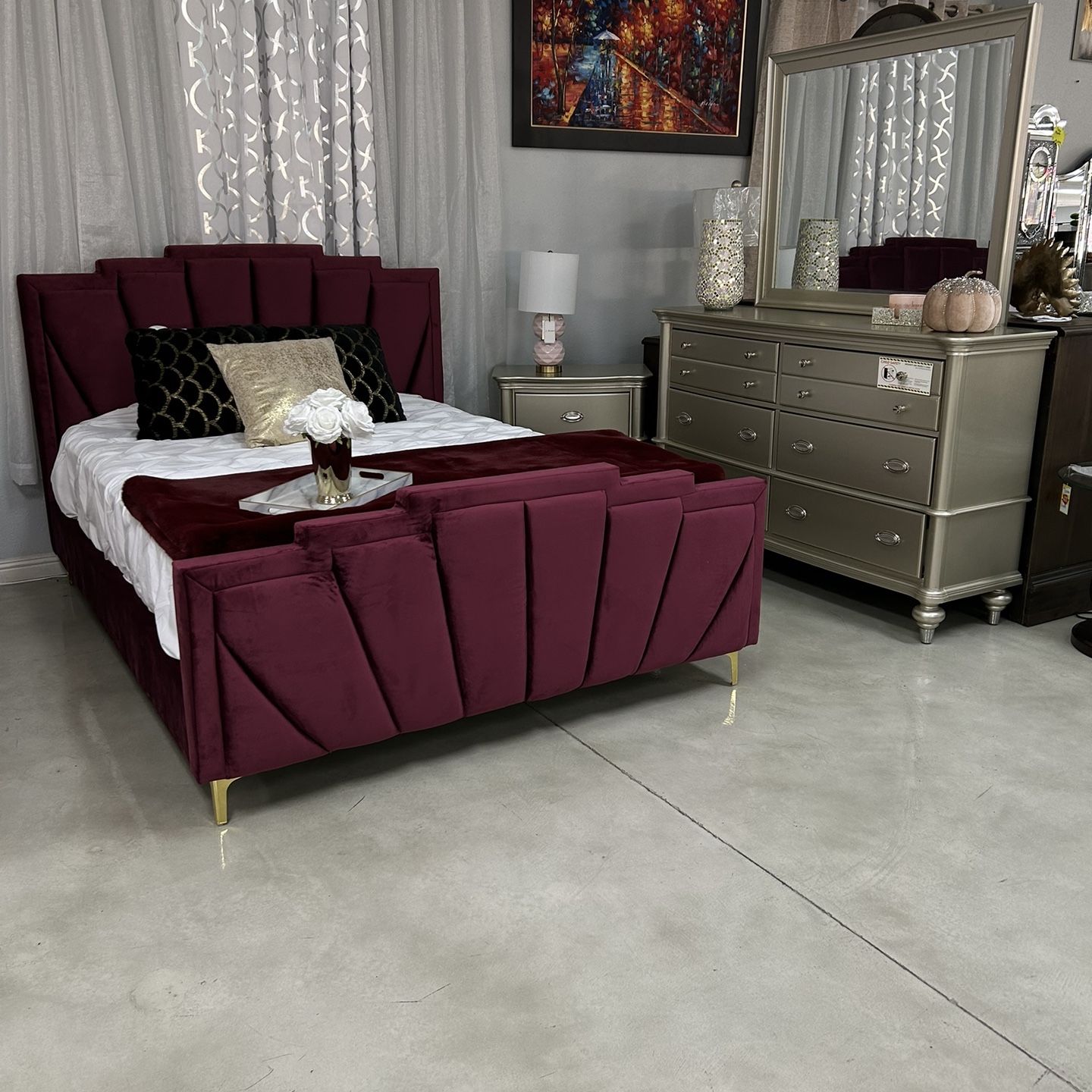 4PC Queen Bedroom Set (( Take It Home 🏡With $10 Down ))