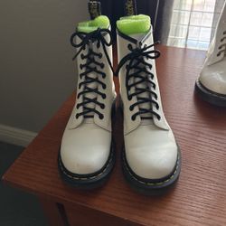 Dr. Martins Assorted Shoes 