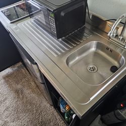 Summit Compact Kitchenette – Sink, Fridge, Cooktop – Works Great!