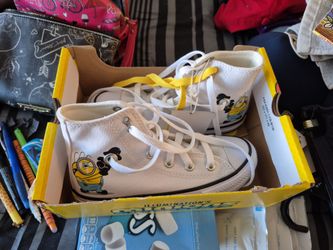 Kids minions Converse
