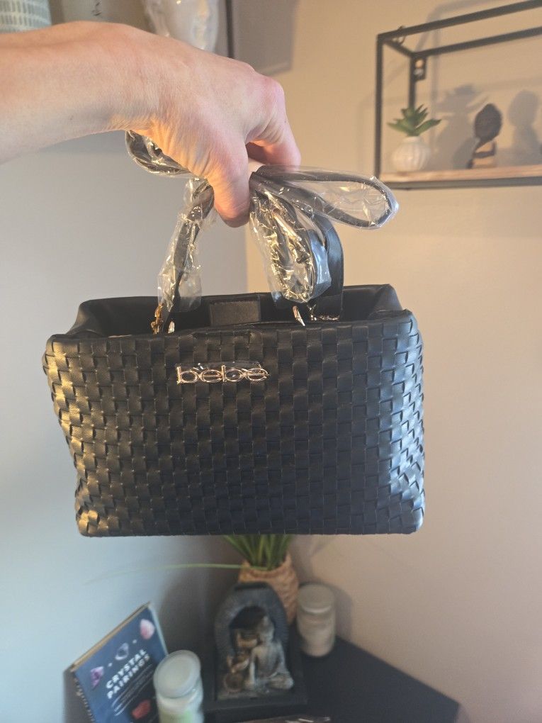 Bebe Handbag And Crossbody Bwt