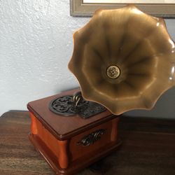 Mini Phonograph Portable Bluetooth Speaker, UBS Music Player