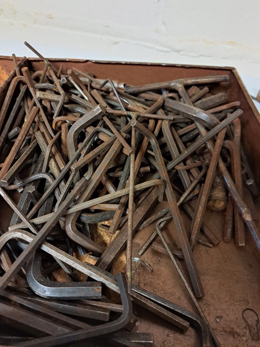Assorted Shapes & Suzes Of ALLEN WRENCHES