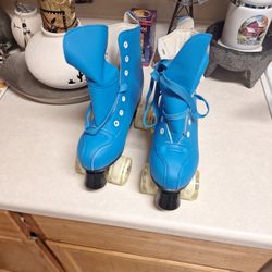 NEW XUDREZ  EUROPEANSIZE 38 A US SIZE 7.5  WOME'S   $45. FIRM PRICE 