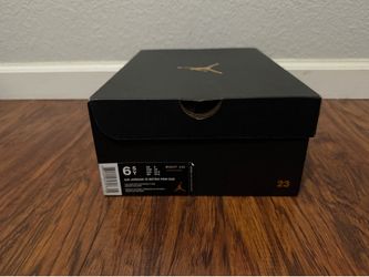 Jordan 12 International Flight