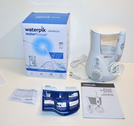 White Aquarius Waterpik Waterflosser 