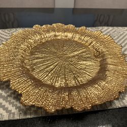 13" Round Reef Gold Glass Charger Plate