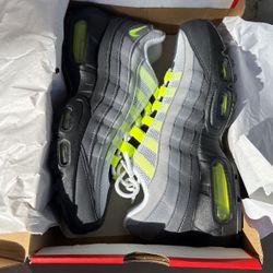 Nike shoes