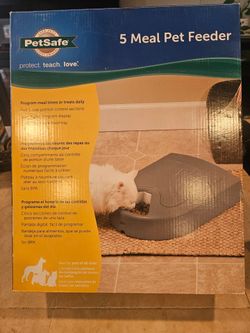 Petsafe 5 Meal Pet Feeder