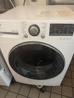 LG Washer And Dryer Electric 