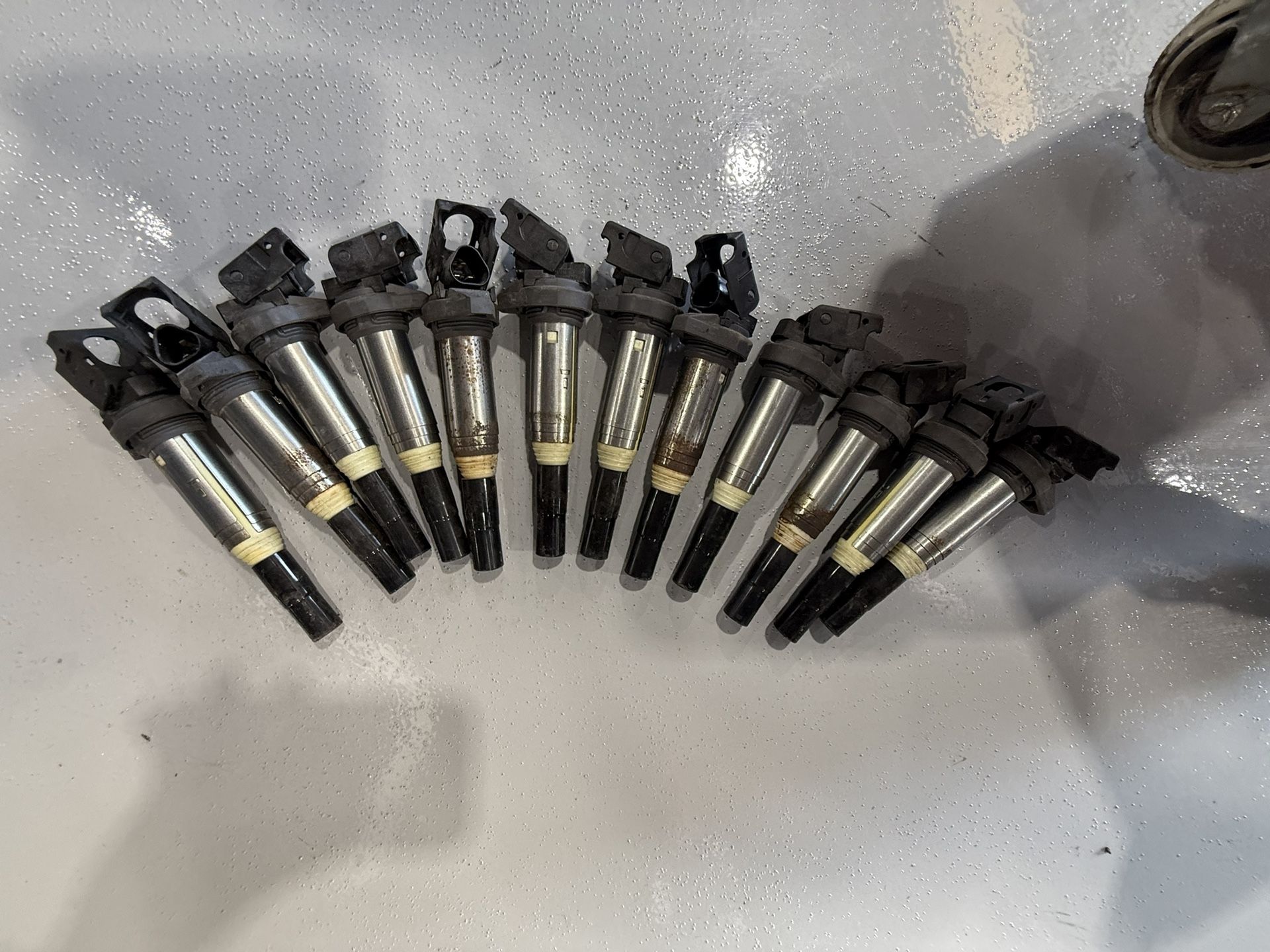 OEM 12 pc Ignition Coils Rolls Royce V12