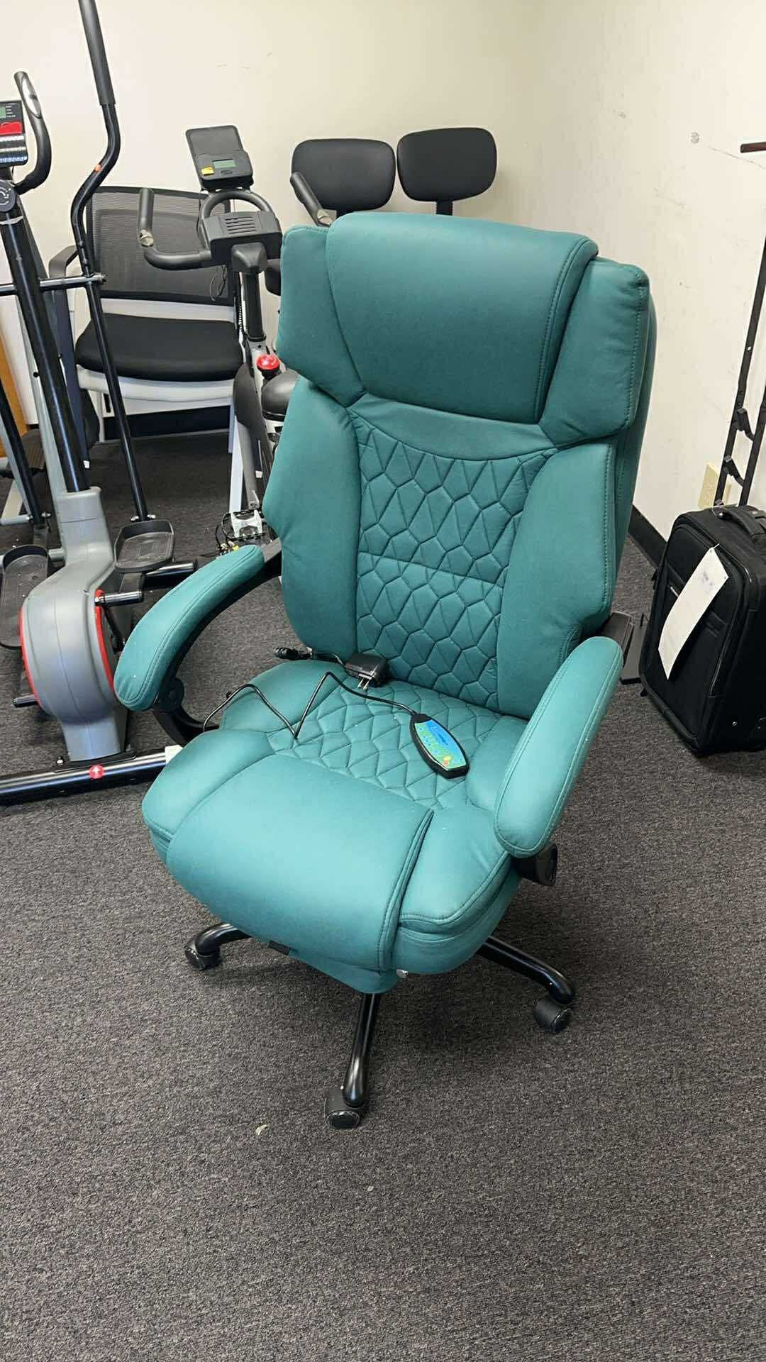 Massage Office Chair with Foot Rest 6 Points Vibration and Heat Home Office Desk Chairs