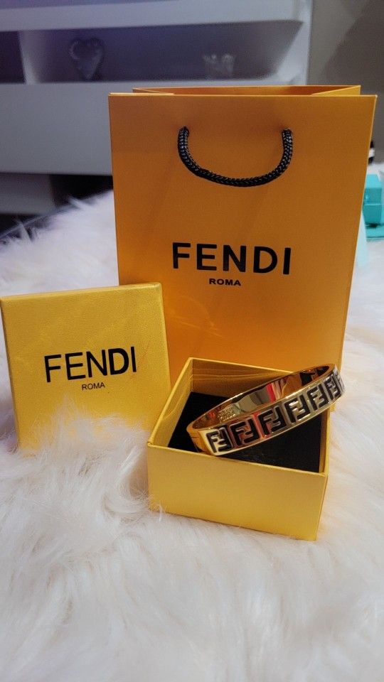 Bracelets  Fendi