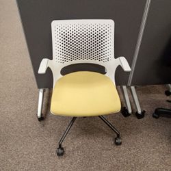 Office Chair - Konfurb Harmony