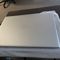 Dell Inspiron 16 5630 Laptop Like New Only A Month Old