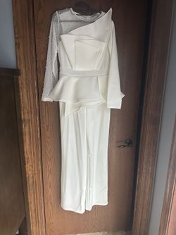 White Pants Outfit