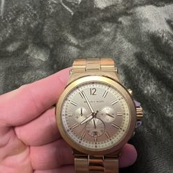 Michael Kors Gold Watch 35$