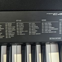 Yamaha PSR 453 Keyboard With Gig Bag