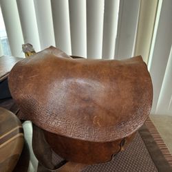 Womens Vintage Leather Handbag 