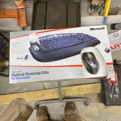 keyboard and mouse