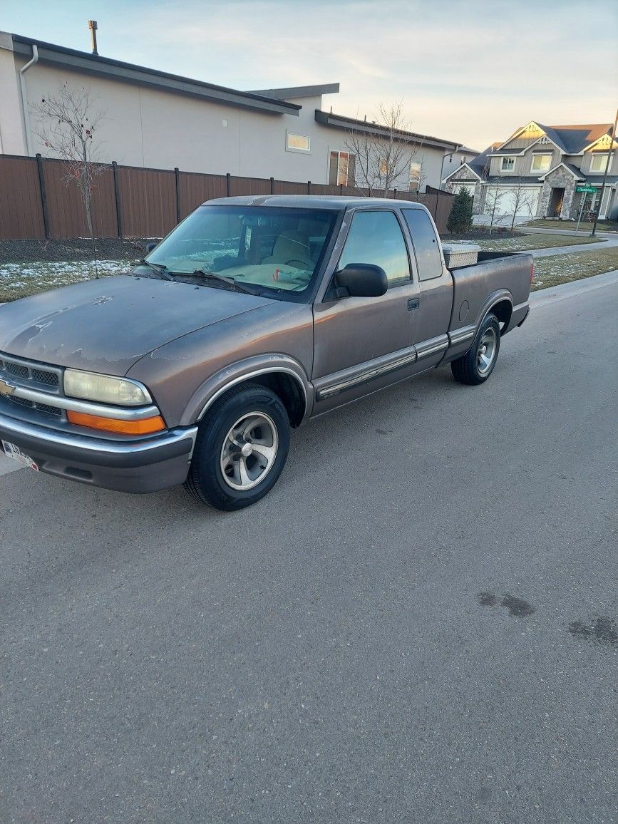 2002 Chevrolet S-10