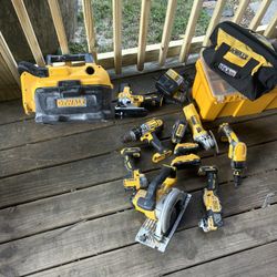 huge dewalt tool lot 