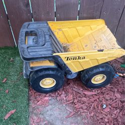 Tonka Tractor Toy