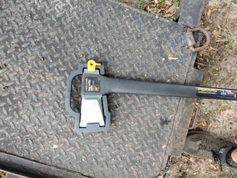 Fiskars * X27 Splitting Axe For Sale 
