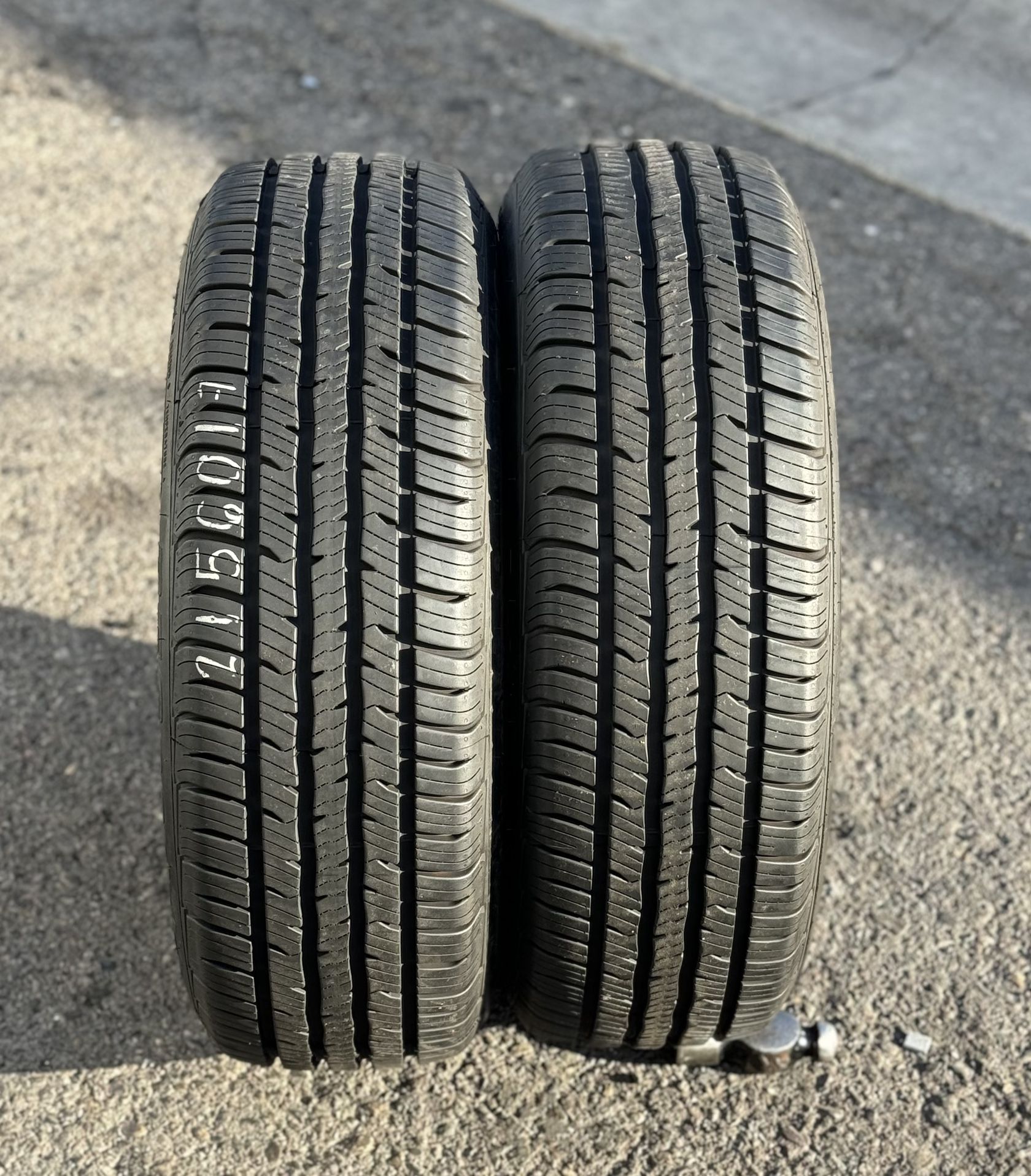 215/60/17 BFGOODRICH ADVANTAGE
