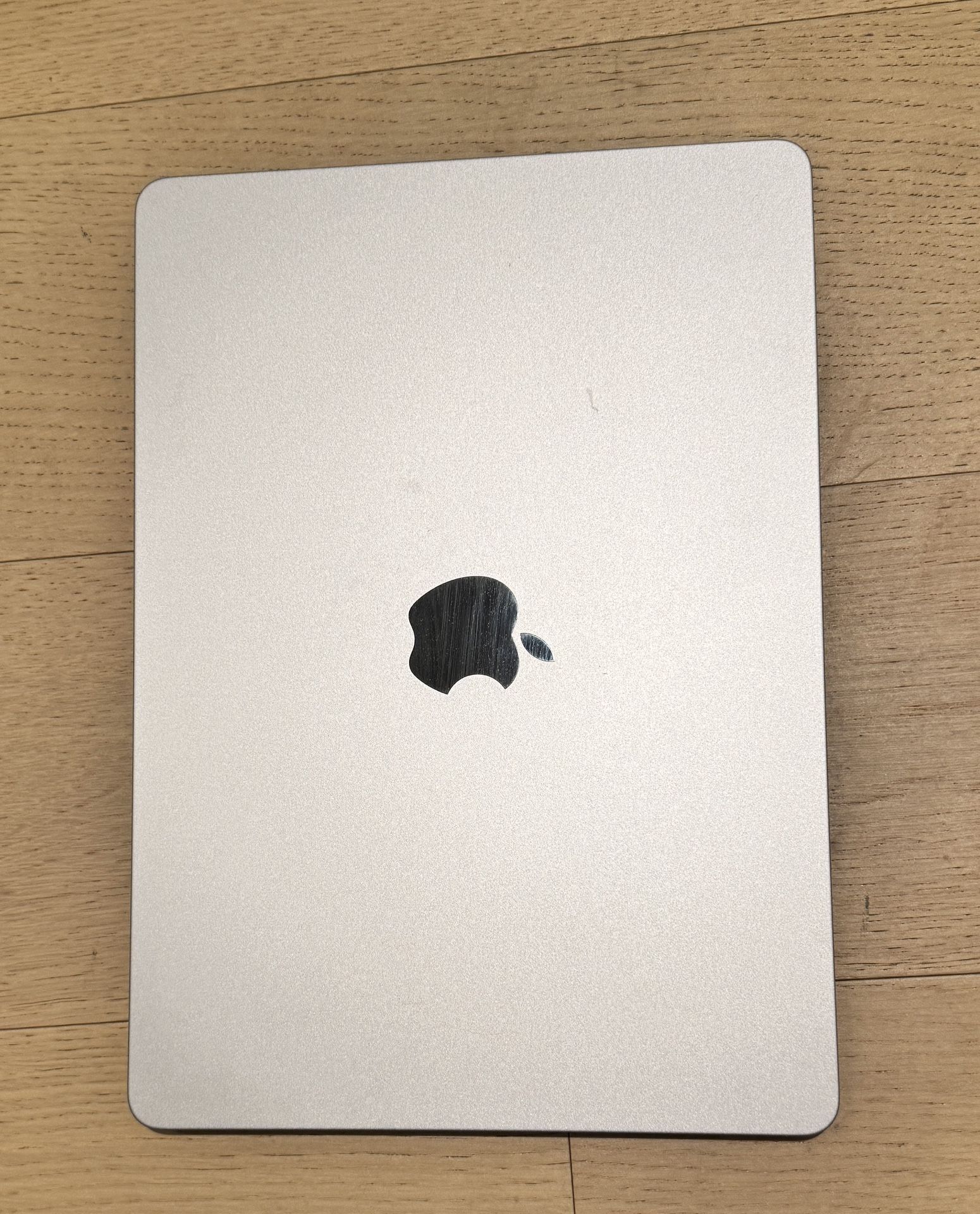 Apple 13.6 inches MacBook Air