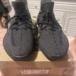 Adidas Yeezy Boost 350 V2 Black 