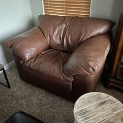 Leather Chair 34 W By 34 D