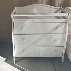 Baby changing table; dresser