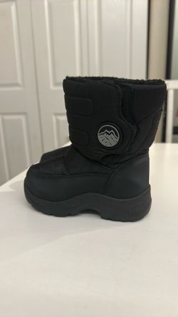 Boy Snow Boot Size 8 (3, 4, 5 Years Old)