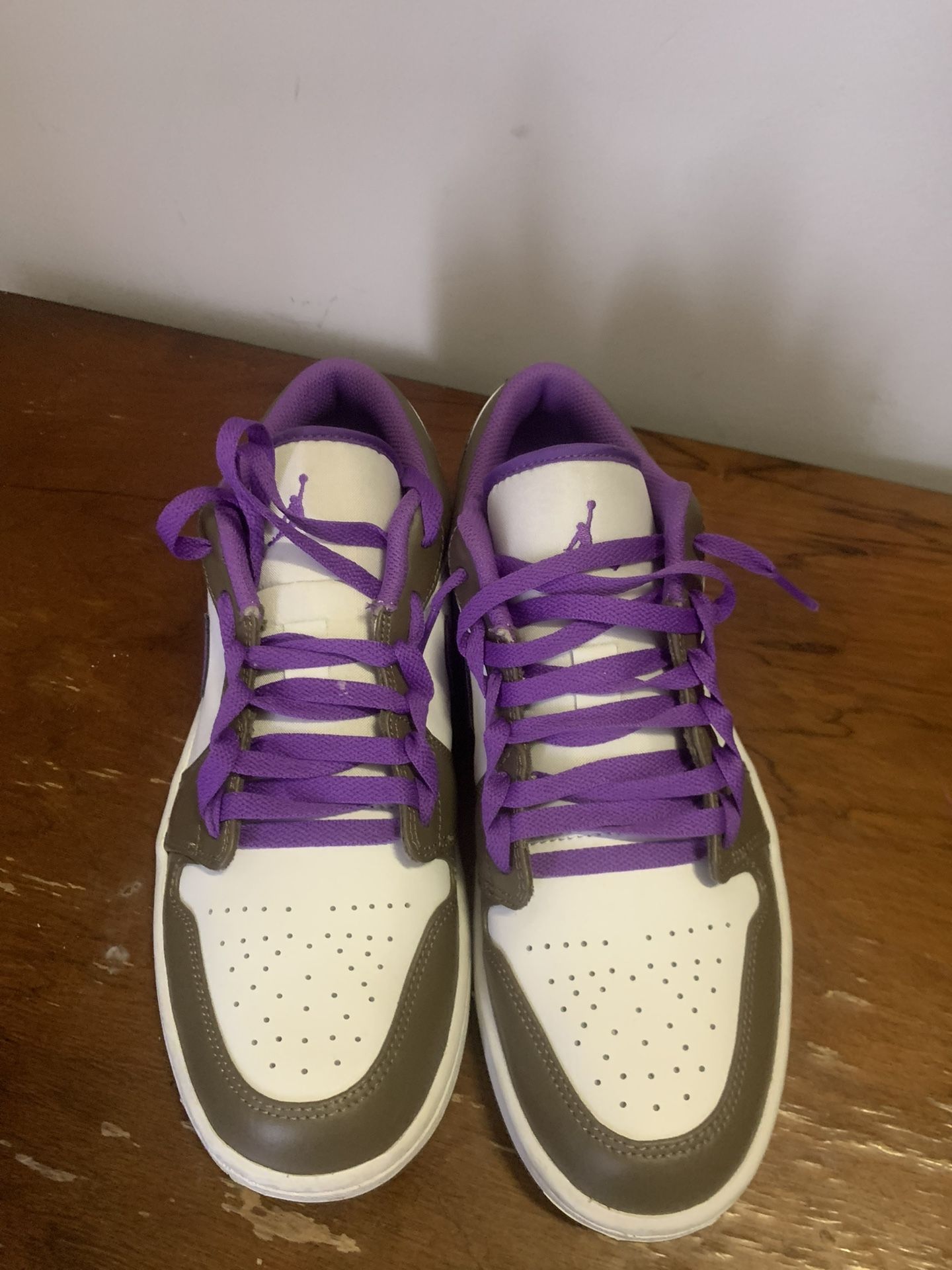 Air Jordan 1 Low “Palomino”