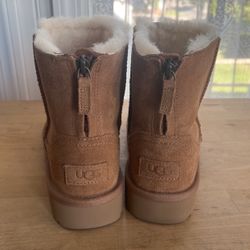 Ugg Boot