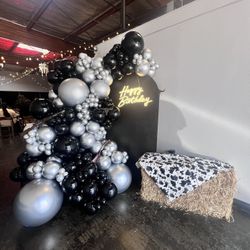 Western Balloon Theme 