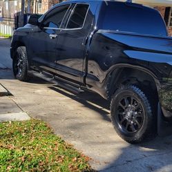 2020 Toyota Tundra