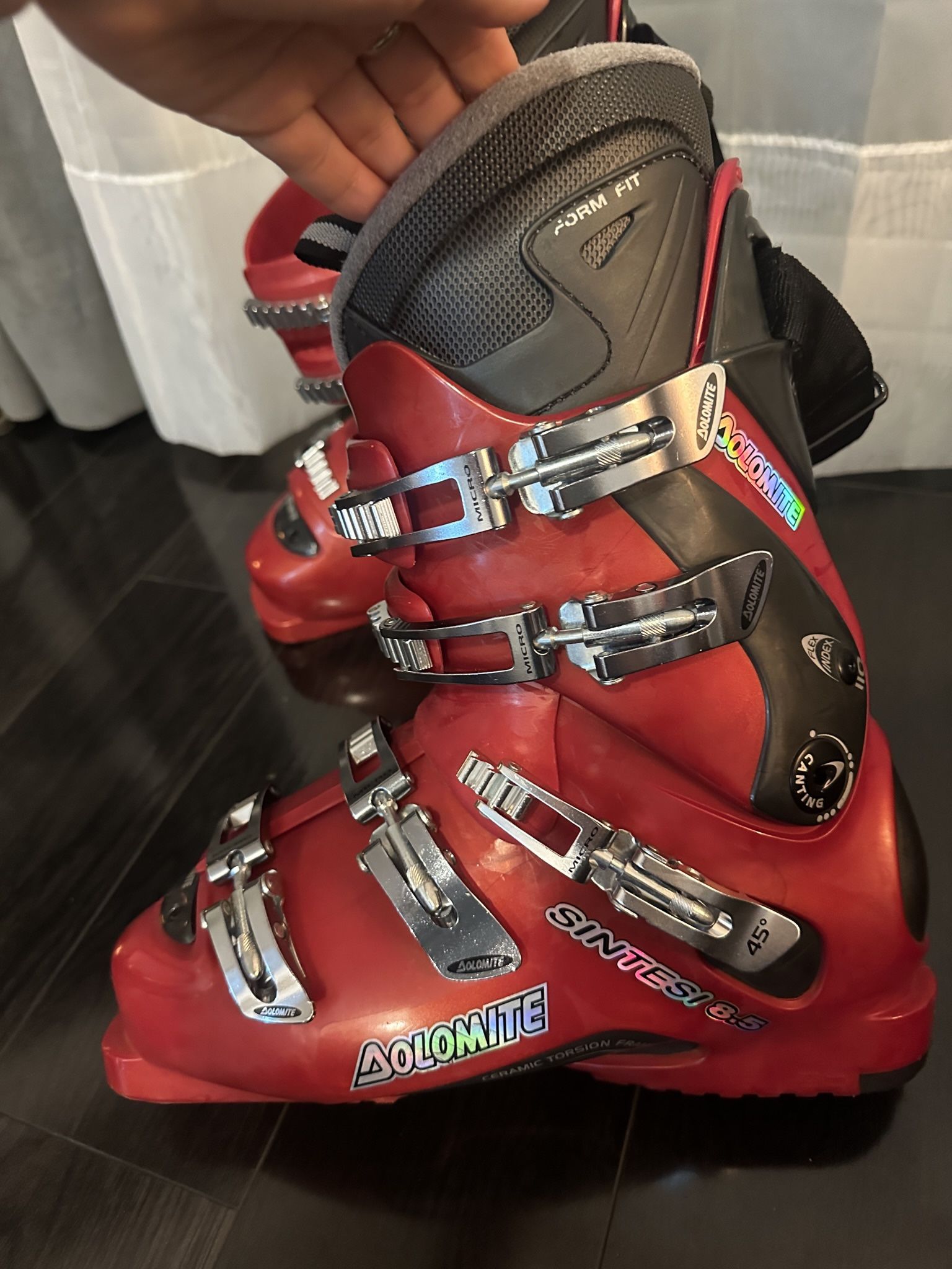 DOLOMITE SINTESI 8.5 Ski Boots, size 28.0/28.5 Or Men’s Size 10 made in Italy