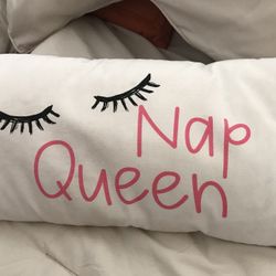 Nap Queen Pillow 👑 