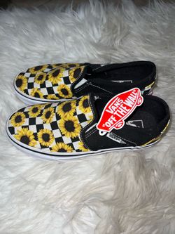 Sunflower Vans $20 New. Size 6