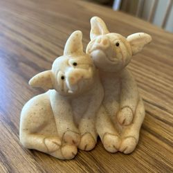 Pigs figurine - farmhouse farm country decor 
