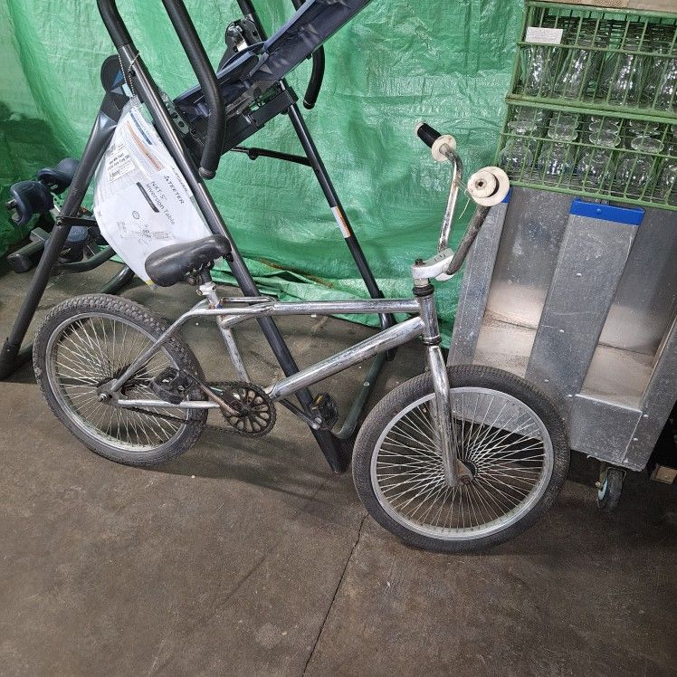 90’s GT Dyno Compe Mid School Freestyle Bmx Bike CHROME