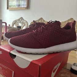 Nike Shoes 